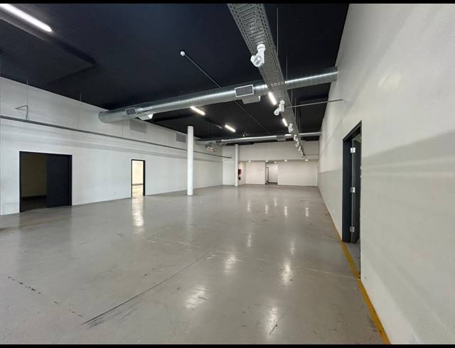 860M² OFFICE TO LET IN CLAREMONT